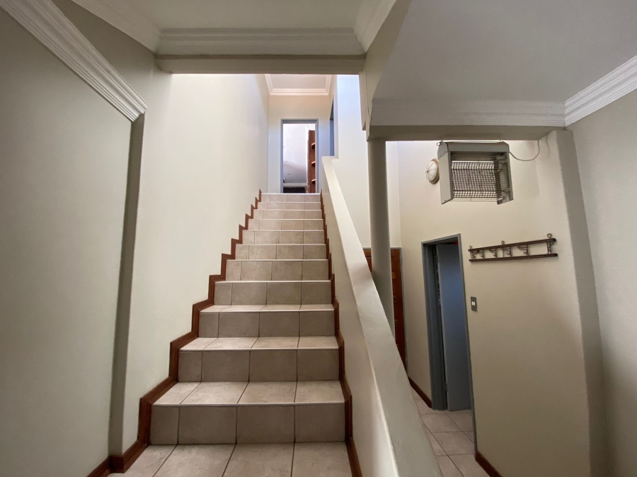 8 Bedroom Property for Sale in Grimbeeck Park North West